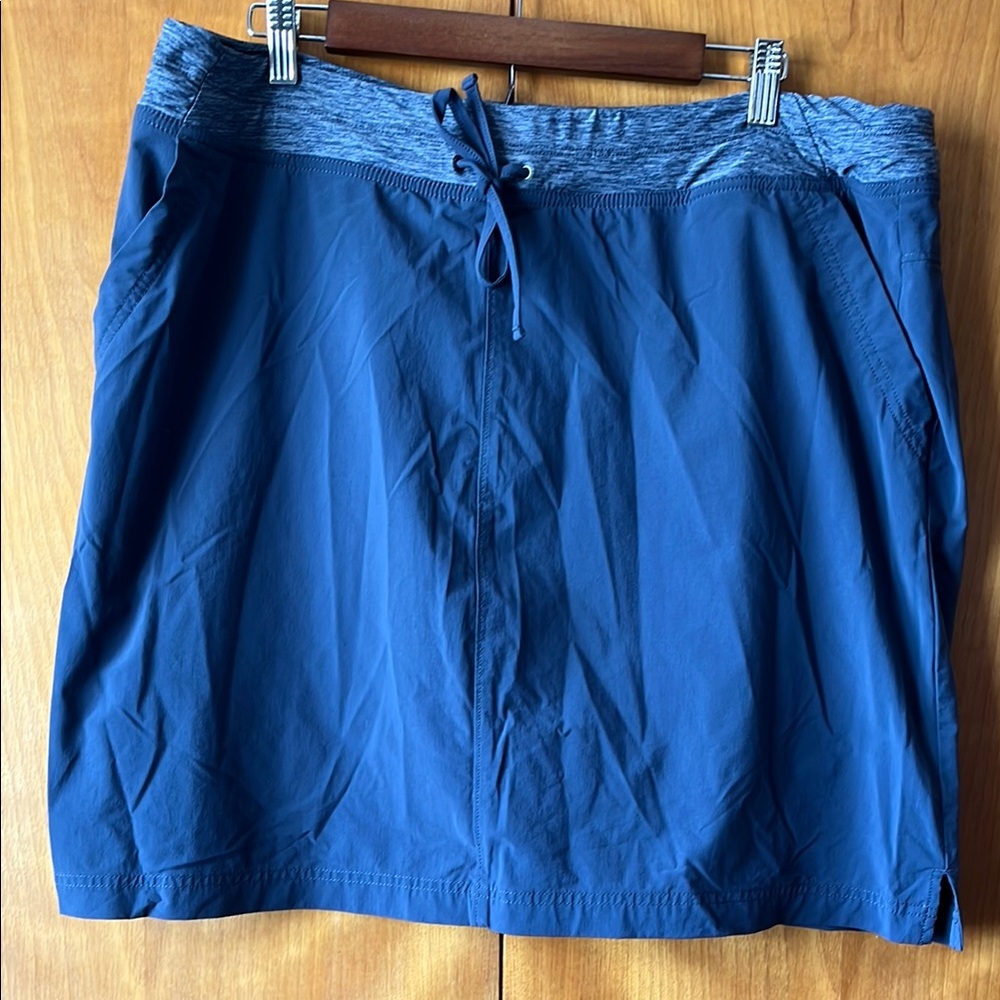 Duluth Trading Co Blue Grey Athletic Skort 18W
